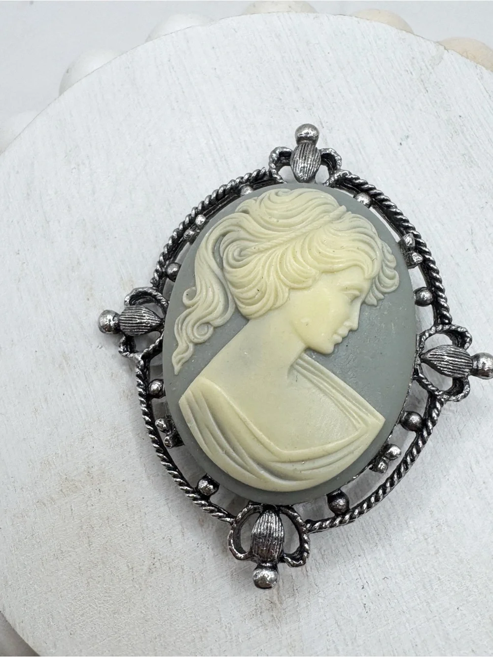 Vintage Victorian revival cameo brooch pin gray pewter
